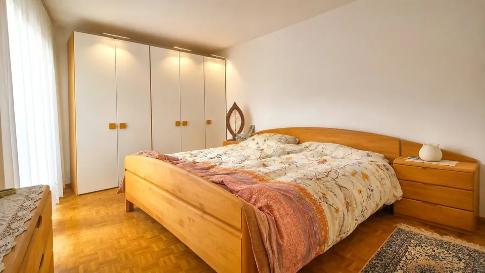 4,5-Zimmer-Wohnung mit Garten - auch als Zweitwohnung erhältlich – Foto 11 von 14