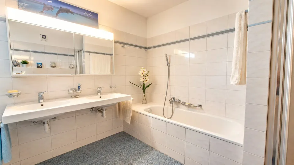 4,5-Zimmer-Wohnung mit Garten - auch als Zweitwohnung erhältlich – Foto 13 von 14