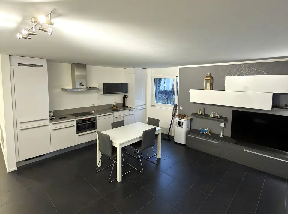 Wohnung mit 2.5 Zimmern im Zentrum von Giubiasco – Foto 9 von 12
