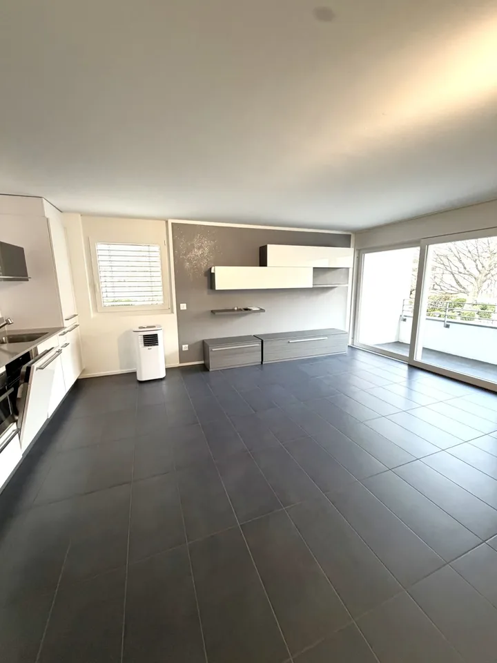 Wohnung mit 2.5 Zimmern im Zentrum von Giubiasco – Foto 2 von 12