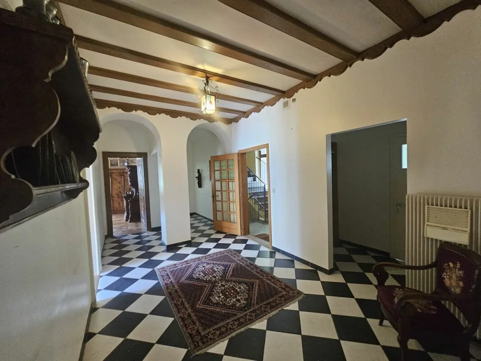 Außergewöhnliche Residenz in der Nähe des Stadtzentrums von Sion – Foto 3 von 4