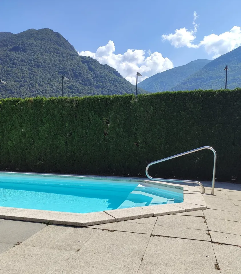 Magnifique penthouse de 5,5 pièces avec piscine à Arbedo-Castione – photo 10 sur 22