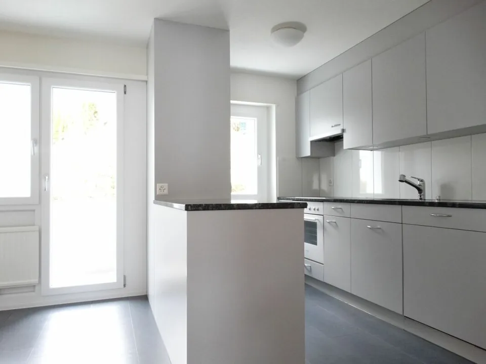 Helle 4.5-Zimmerwohnung in Richenthal – Foto 2 von 8