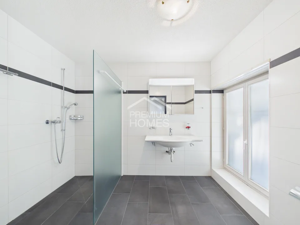Casa moderna con molto spazio e comfort – foto 8 di 20