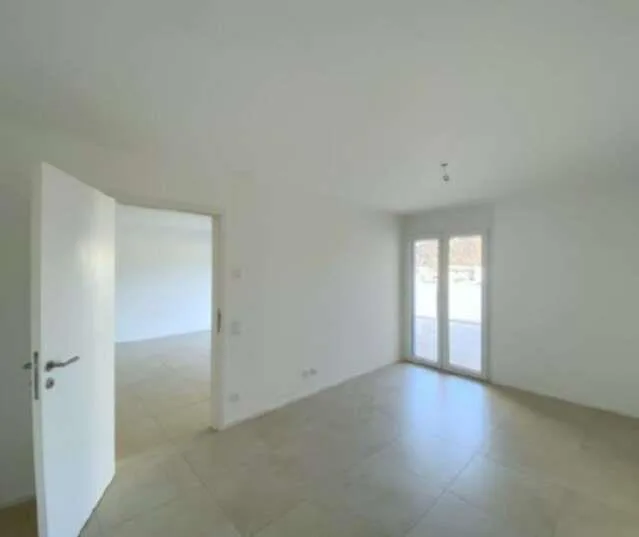 Nuovo e luminoso appartamento 2.5 locali con grande terrazzo in affitt