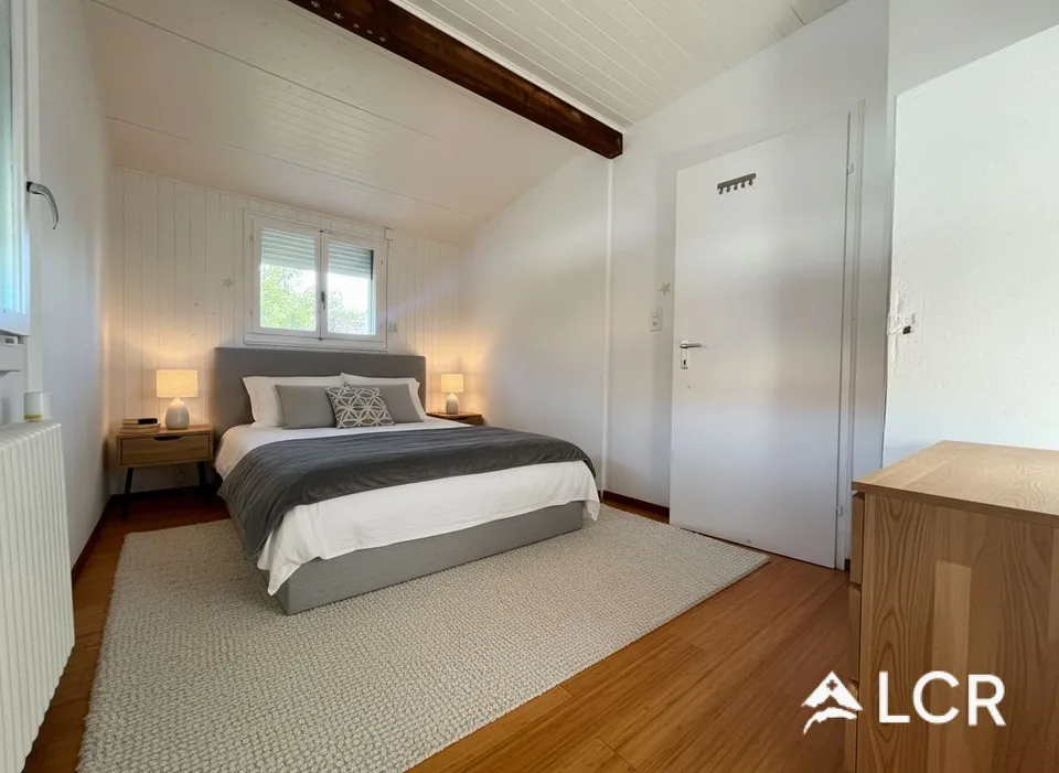 Beautiful individual house with 6 rooms / 4 bedrooms / 2 bathrooms / 3 parking spaces / electric charging station