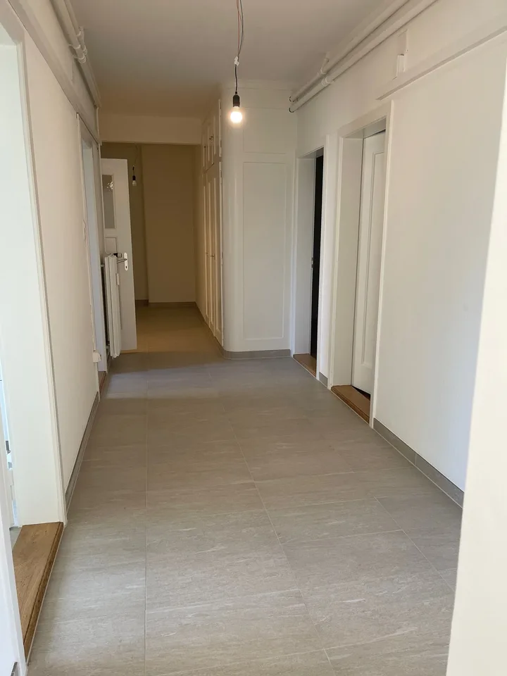 Ottimo appartamento di 4.5 locali in un edificio storico in General-Dufour-Strasse a Bienne – foto 4 di 12