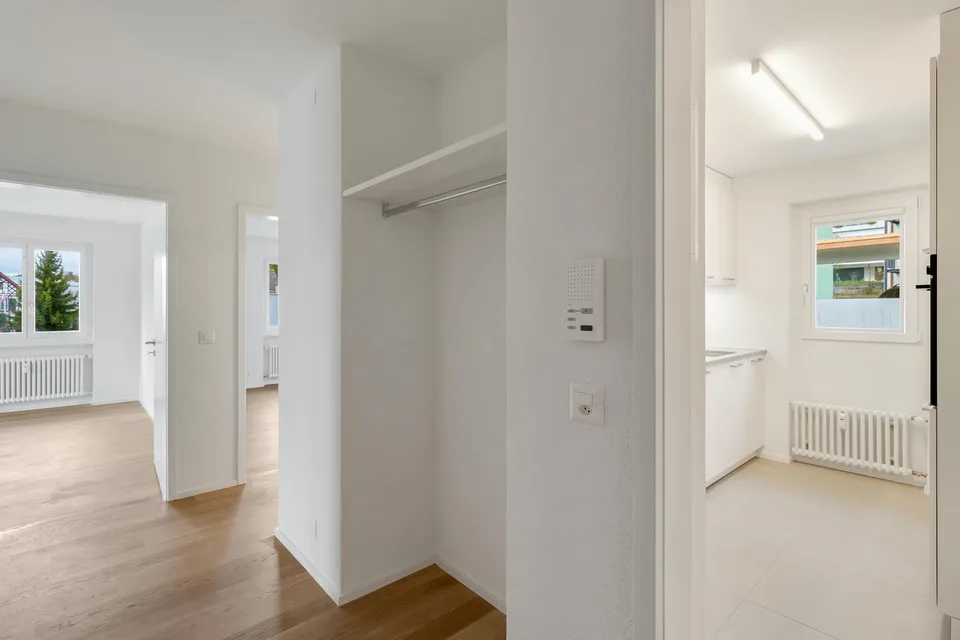 Moderno appartamento con 3 camere in proprietà ristrutturata
