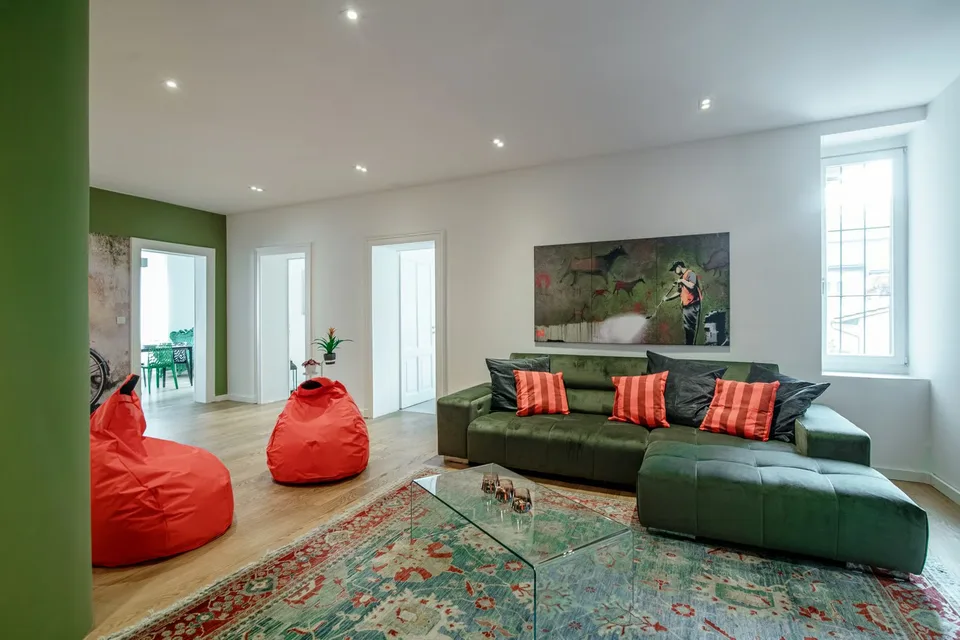 AFFITTASI MENSILMENTE Villa pronta all'uso in centro Lugano con importante vista lago – foto 12 di 28