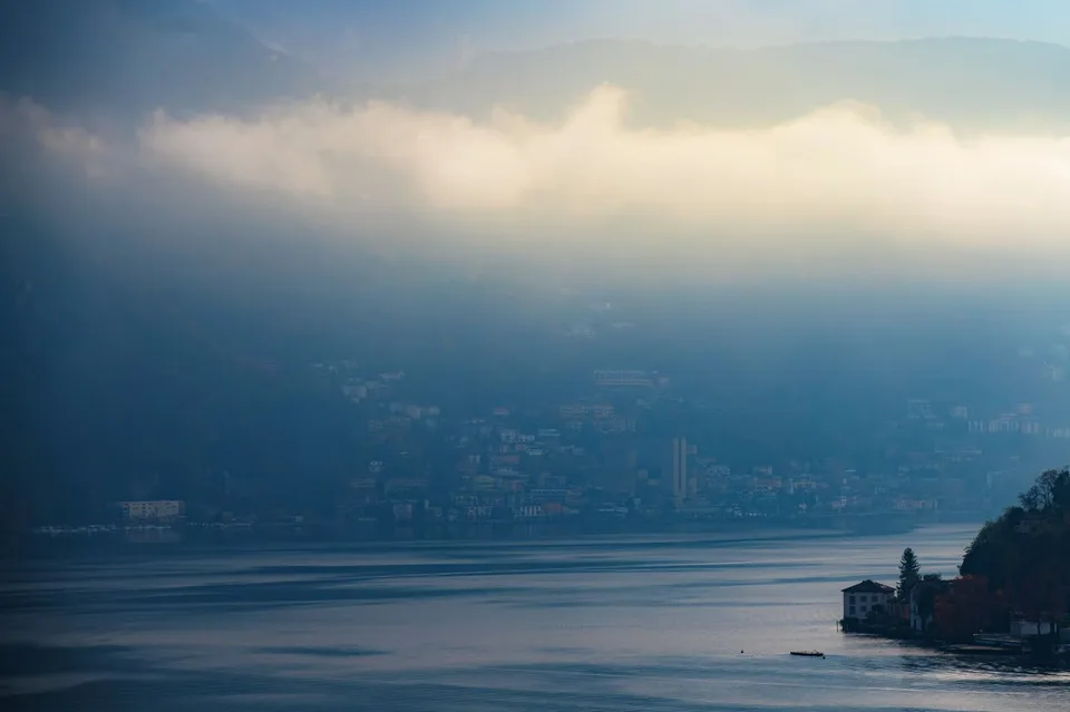 AFFITTASI MENSILMENTE Villa pronta all'uso in centro Lugano con importante vista lago – foto 7 di 28