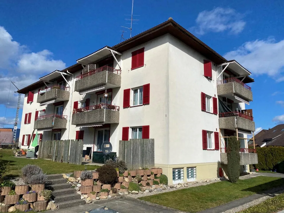 3,5-Zimmer-Wohnung vollständig renoviert in Büetigen