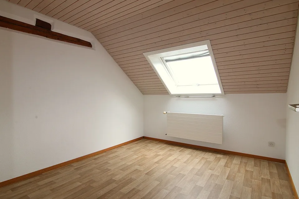 Gepflegte 4-Zimmer-Dachwohnung – Foto 6 von 12