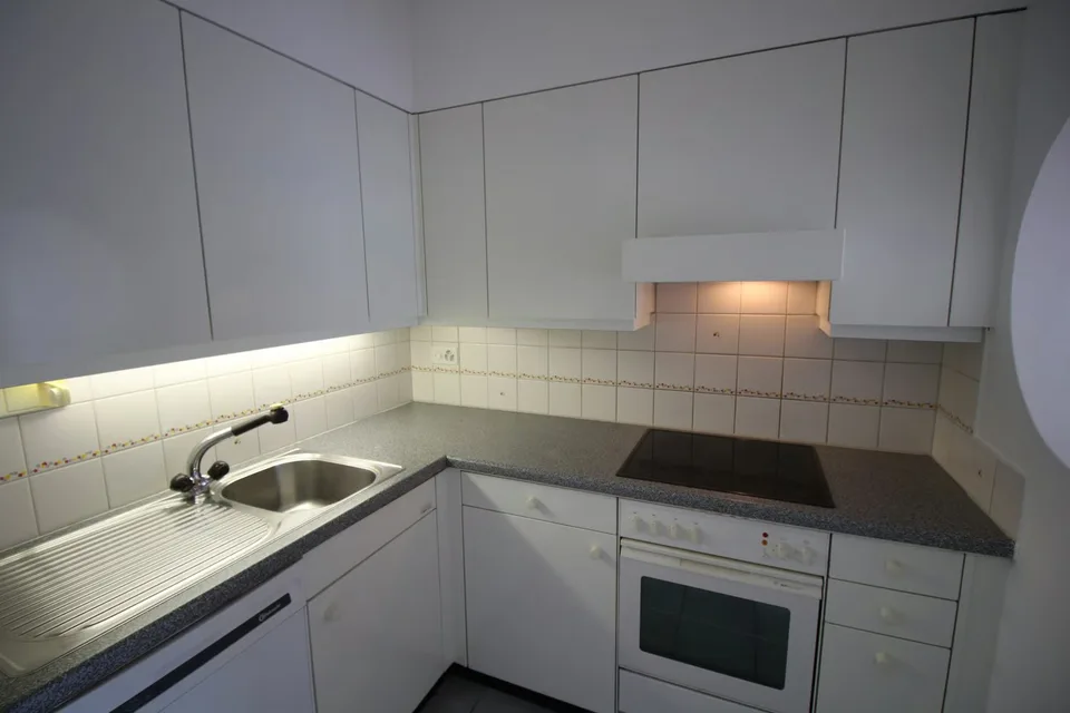 MASSAGNO - ZU VERMIETEN WOHNUNG MIT 2,5 ZIMMERN