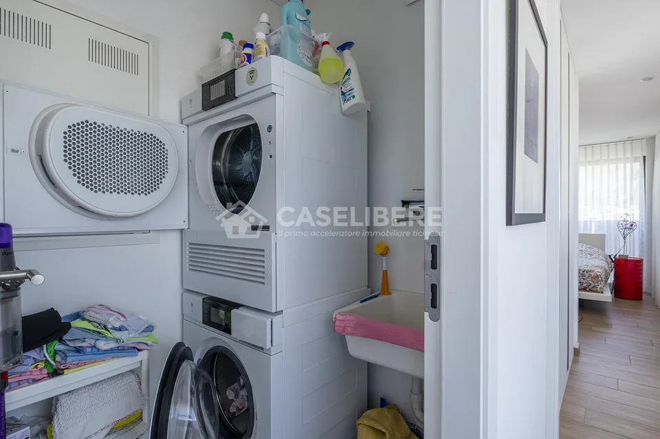 MODERNO ATTICO DI 3.5 CON TERRAZZA A LOCARNO – foto 14 di 18