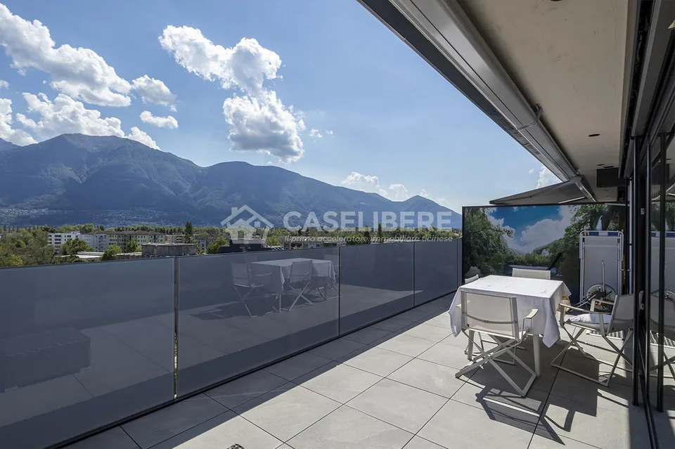 MODERNO ATTICO DI 3.5 CON TERRAZZA A LOCARNO – foto 4 di 18
