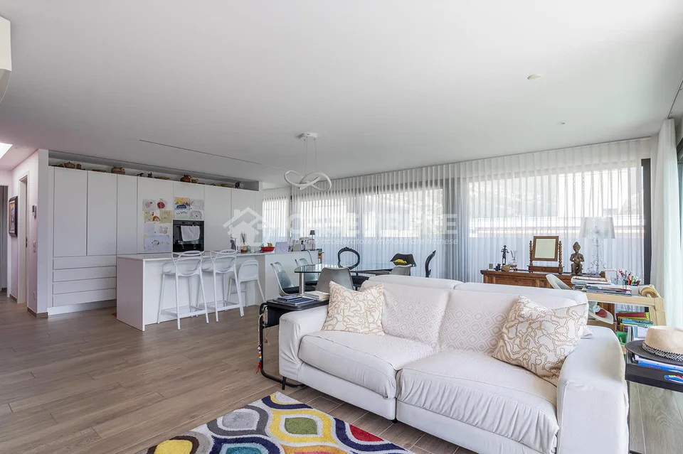 MODERNO ATTICO DI 3.5 CON TERRAZZA A LOCARNO – foto 6 di 18
