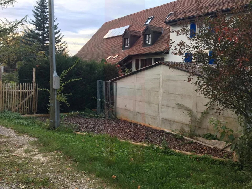 2.5 room apartment on the ground floor in Cornol