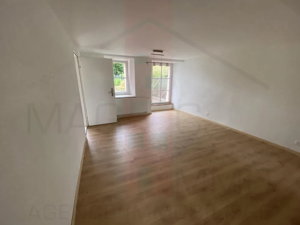 2.5 room apartment on the ground floor in Cornol
