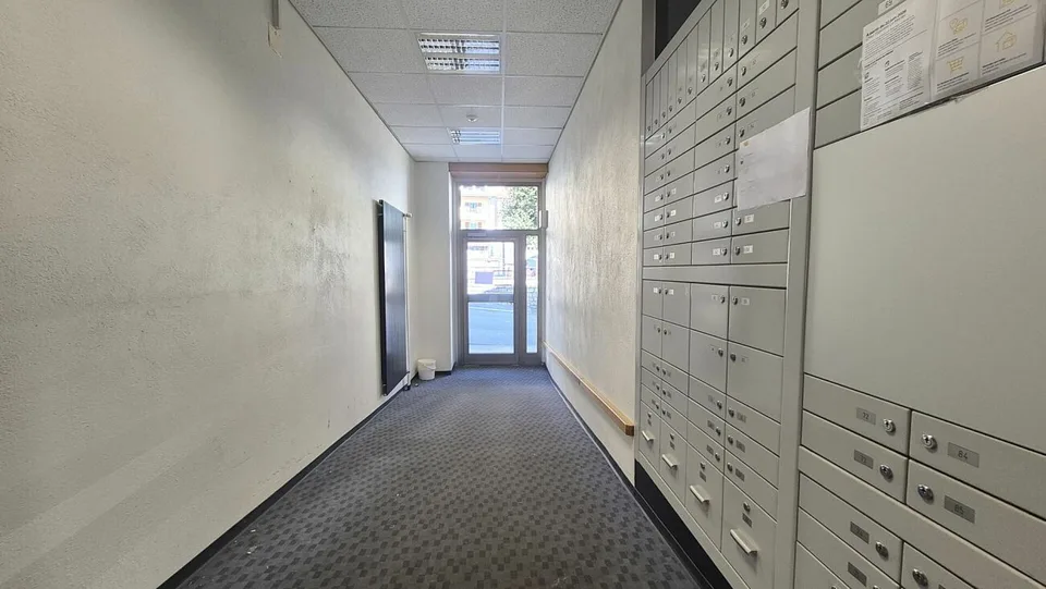 Local commercial / bureaux au coeur des Ponts-de-Martel – photo 9 sur 12