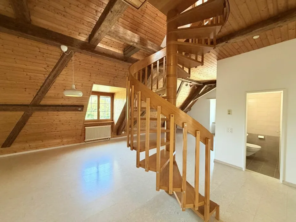 Appartamento duplex di 3,5 stanze a Hermetschwil