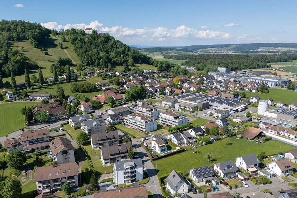 Condominium attrayant de 4,5 pièces avec grande terrasse de jardin – photo 2 sur 15