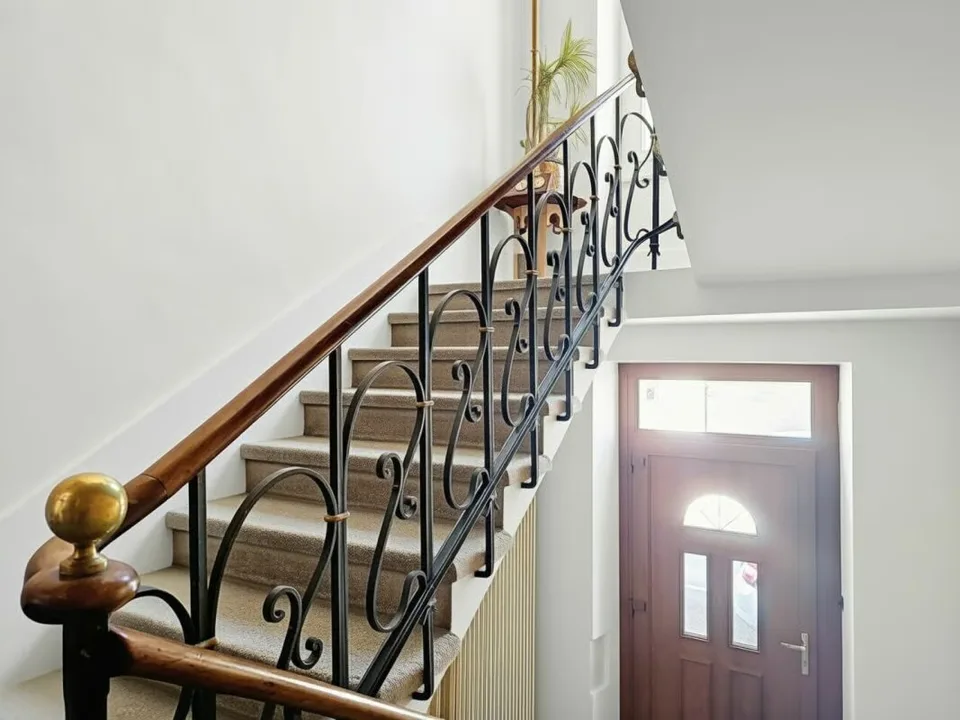 Großartiges Potenzial für diese 5-Zimmer-Maisonette zum Anpassen – Foto 8 von 11
