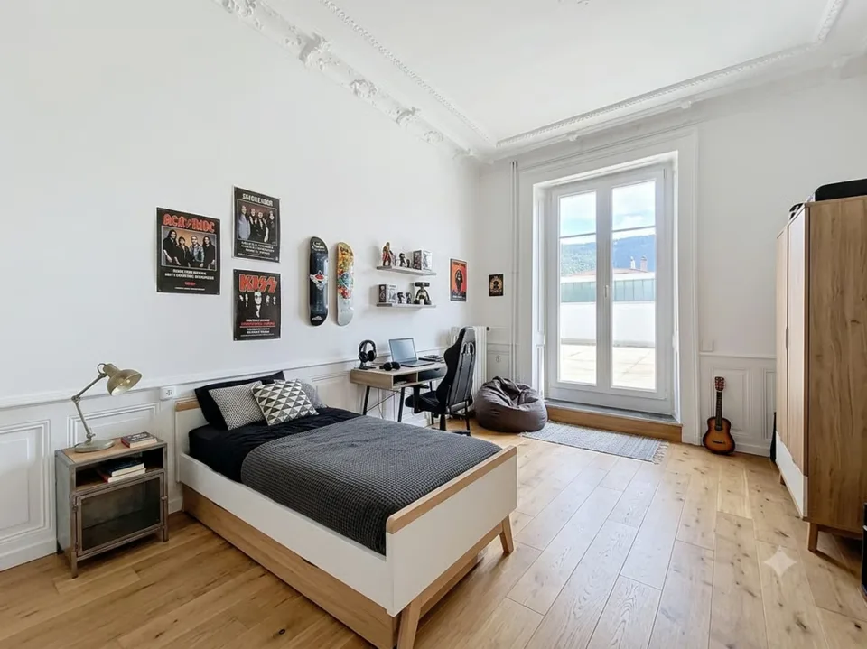 Appartamento di carattere con eccezionale terrazza di 110 m² – foto 4 di 8