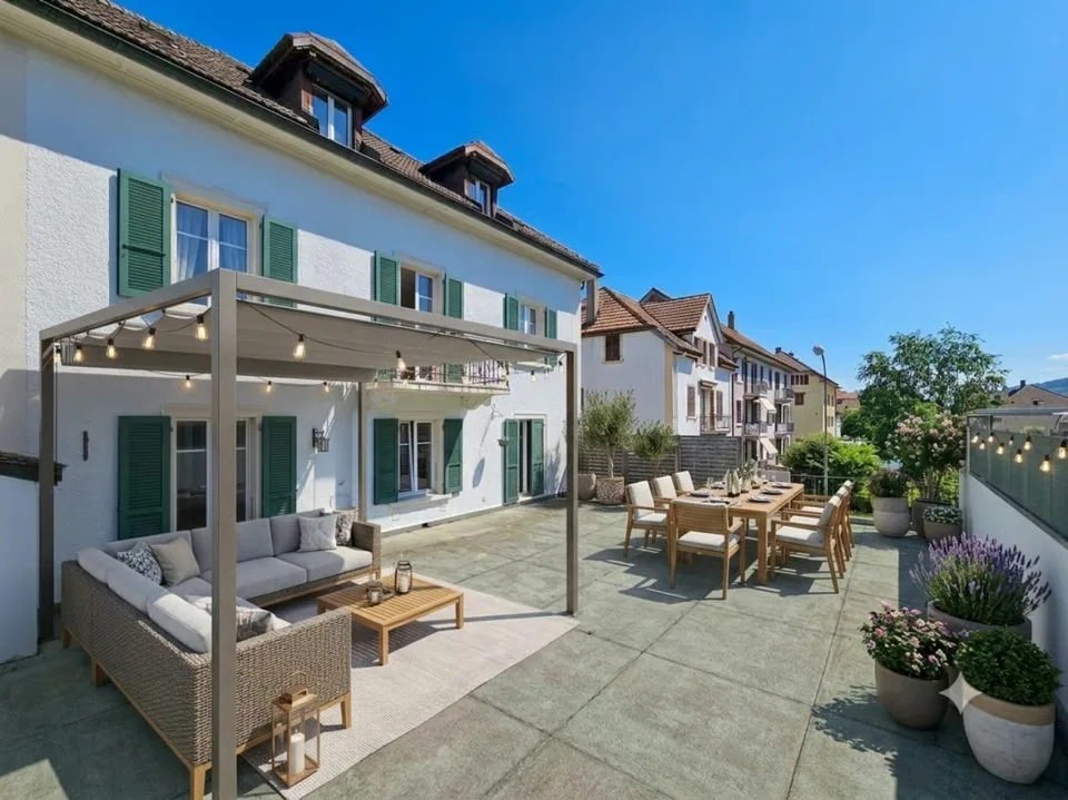 Appartamento di carattere con eccezionale terrazza di 110 m² – foto 8 di 8