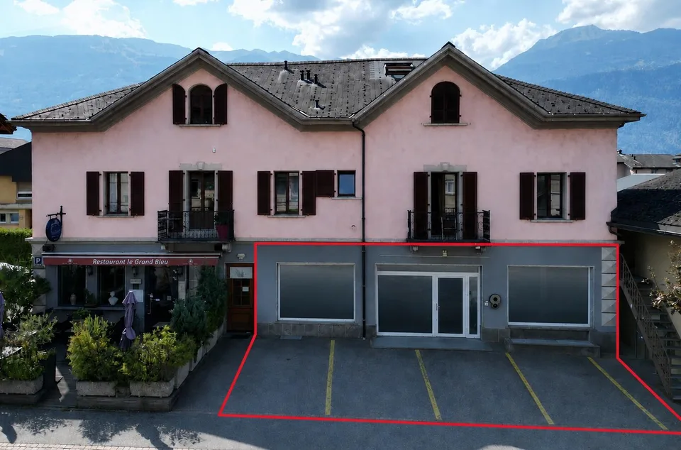 Laboratorio e uffici con area di stoccaggio 427m2 a Conthey – foto 3 di 10