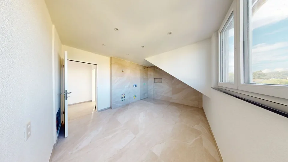 Appartamento duplex di 5.5 locali, nuova costruzione, prima occupazione a Windisch – foto 13 di 13