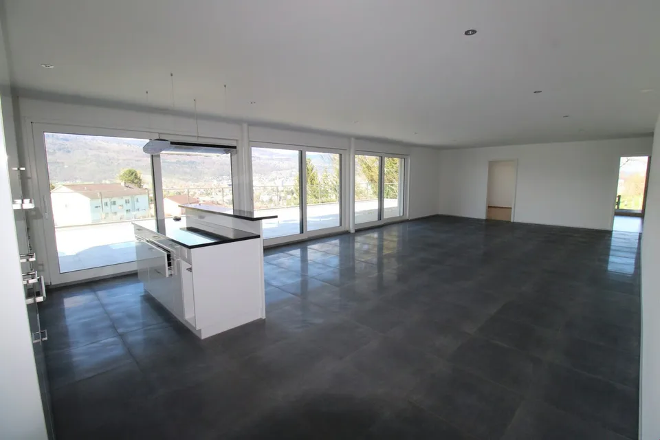 Huge terrace with breathtaking views in a preferred location