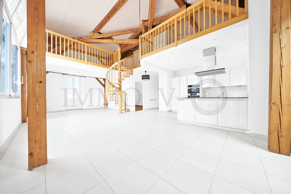 Spacious attic with charm and beautiful volume, 200m from the lake