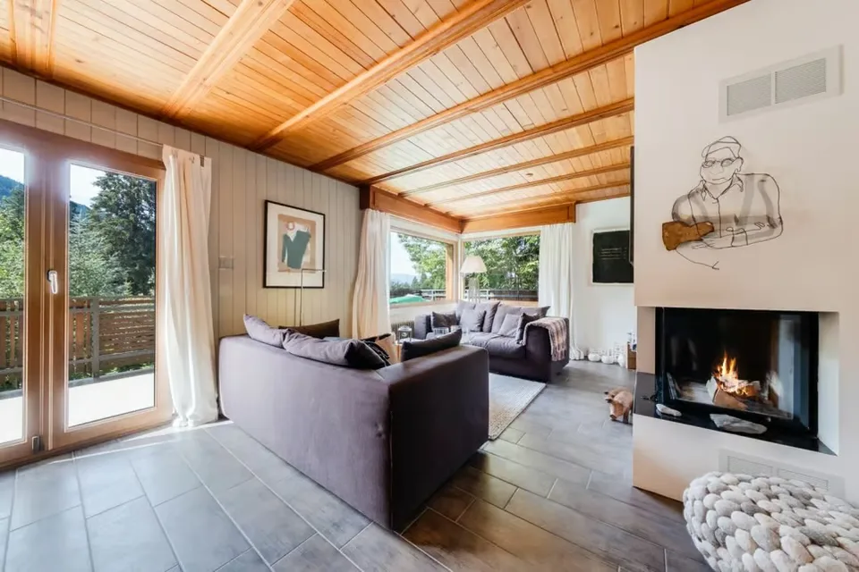 Einzelchalet mit 9 Zimmern, 2012 vollständig renoviert – Foto 3 von 13