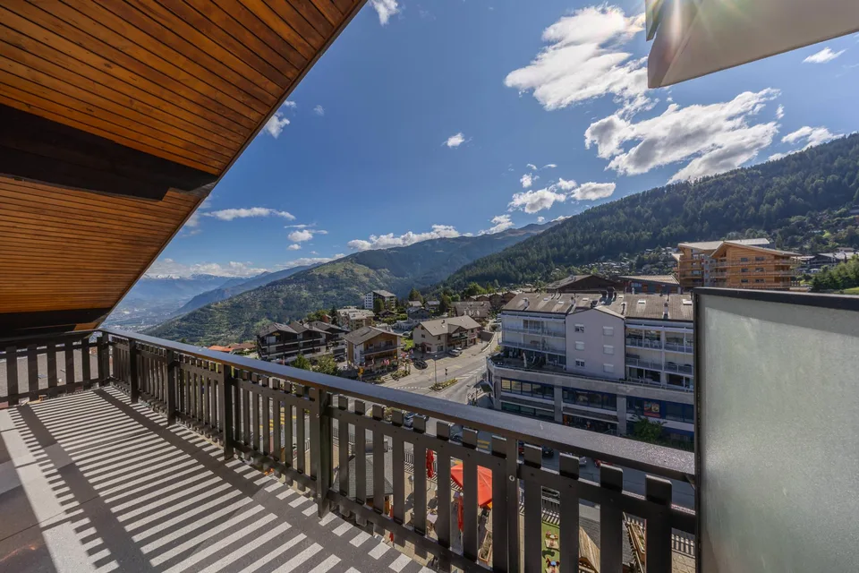 Wunderschöne renovierte Penthousewohnung im Zentrum des Resorts – Foto 11 von 14