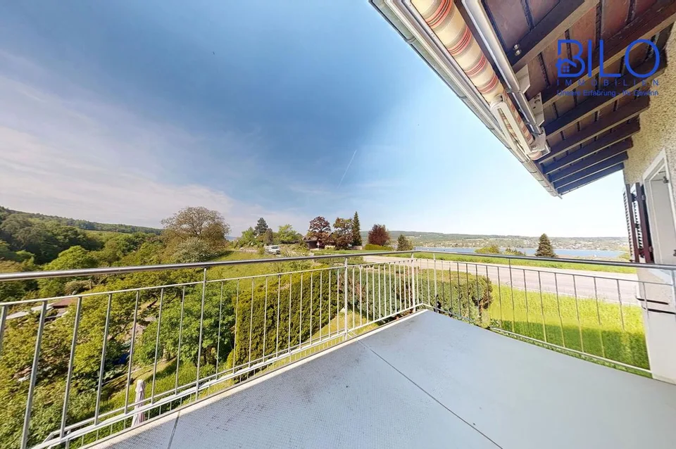 Maison résidentielle multigénérationnelle avec 2 065 m2 de terrain environnant – photo 6 sur 13