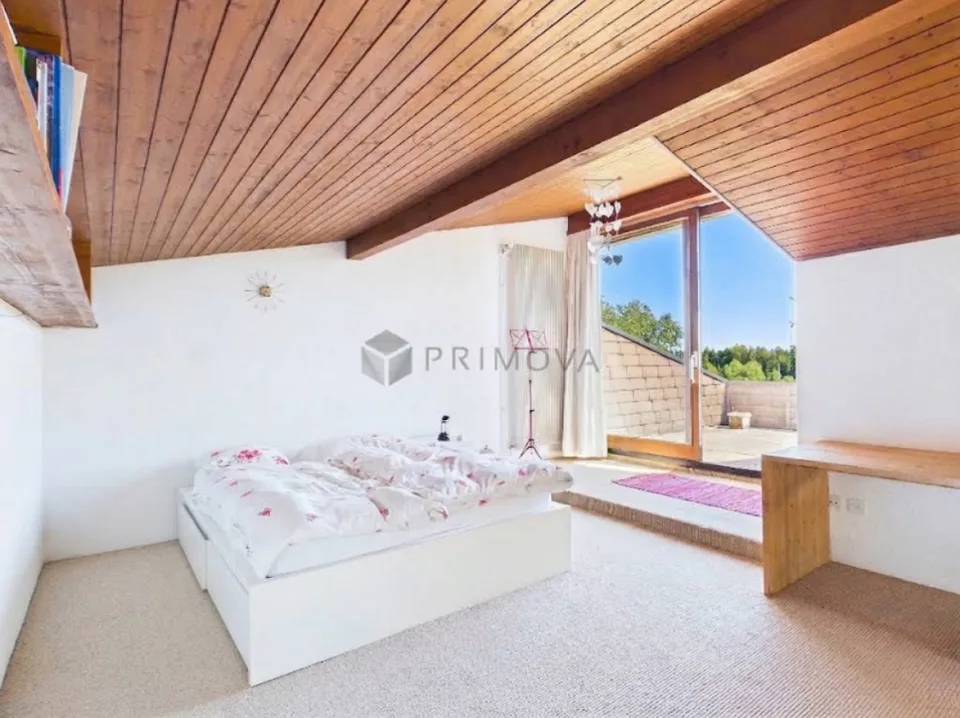 Exklusives Wohndomizil mit Aussenpool, grosser Parzelle und Panorama-Weitsicht in Meikirch – Foto 5 von 12