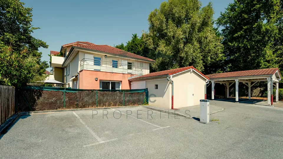 PRÉVESSIN-MOËNS - CASA CON GIARDINI ALLE PORTE DI GINEVRA – foto 9 di 11