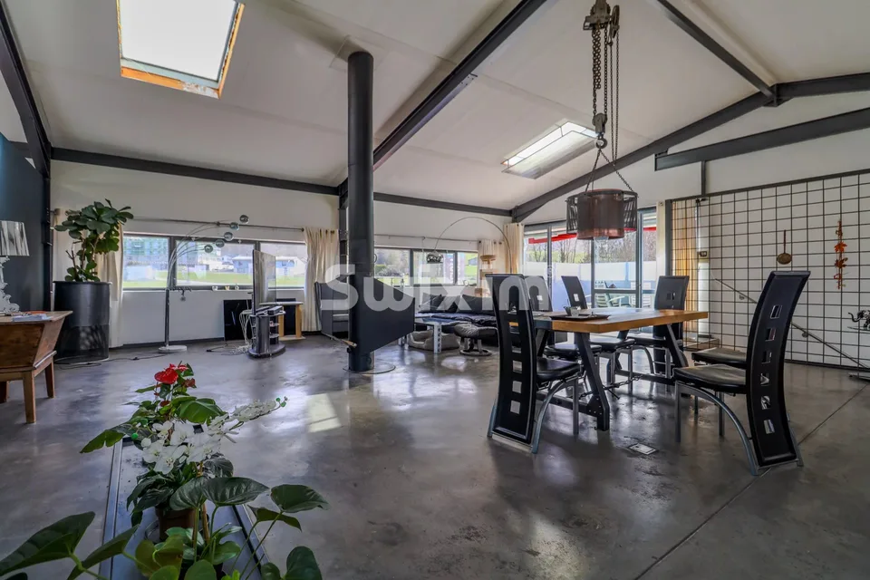 Unique Industrial Loft 220m² · Income-Generating Mixed Complex · Yield up to 7.09% – photo 3 of 8