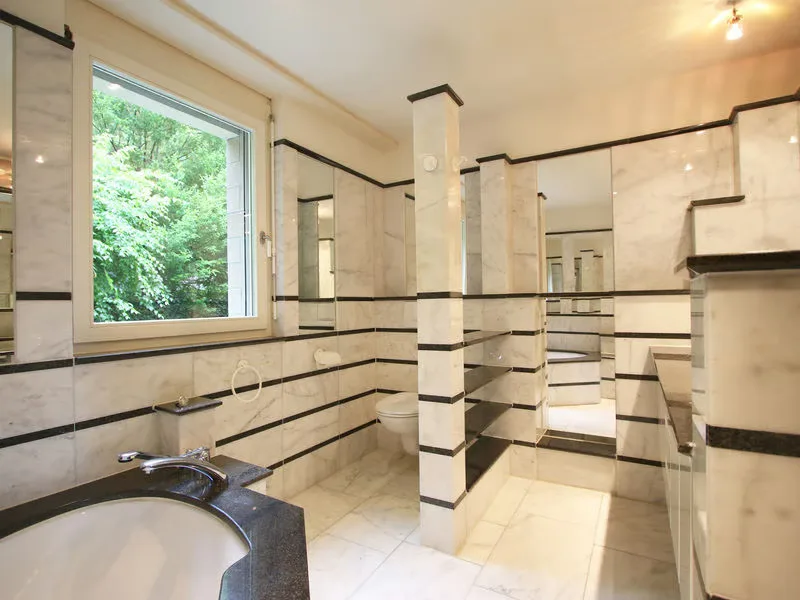 Exklusive 6.5-Zimmer-Wohnung auf zwei Ebenen mit Weitblick in Riehen
