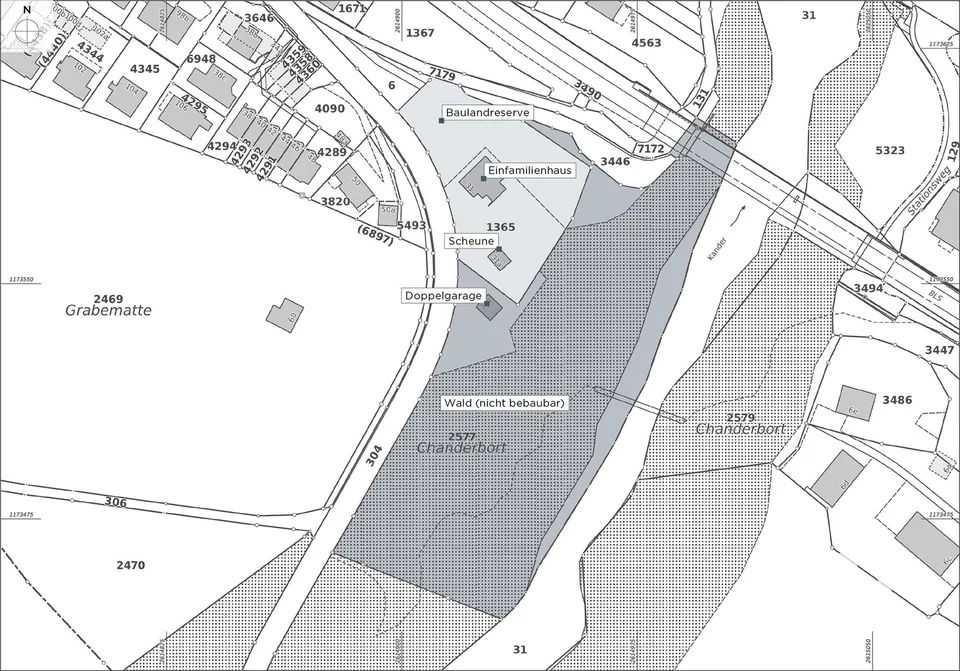 Terreno edificabile tra lago e foreste – foto 9 di 11