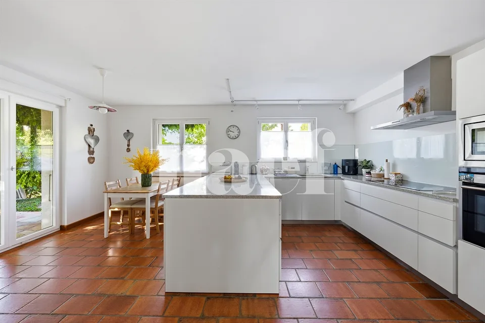 6 Zimmer Villa in Luins – Foto 4 von 4