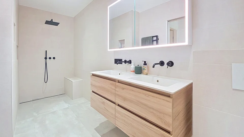 Magnifico appartamento 4.5 locali con giardino a Fétigny – foto 18 di 22