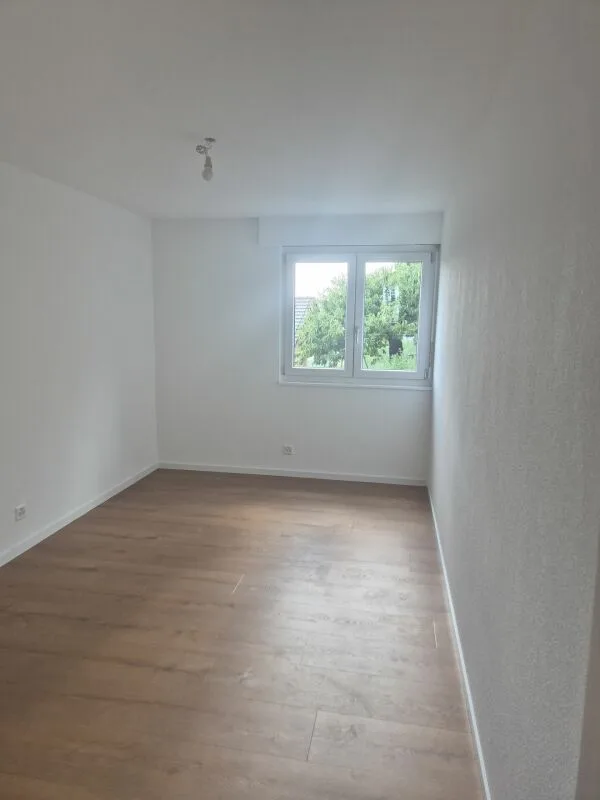Fully renovated 4.5 room apartment