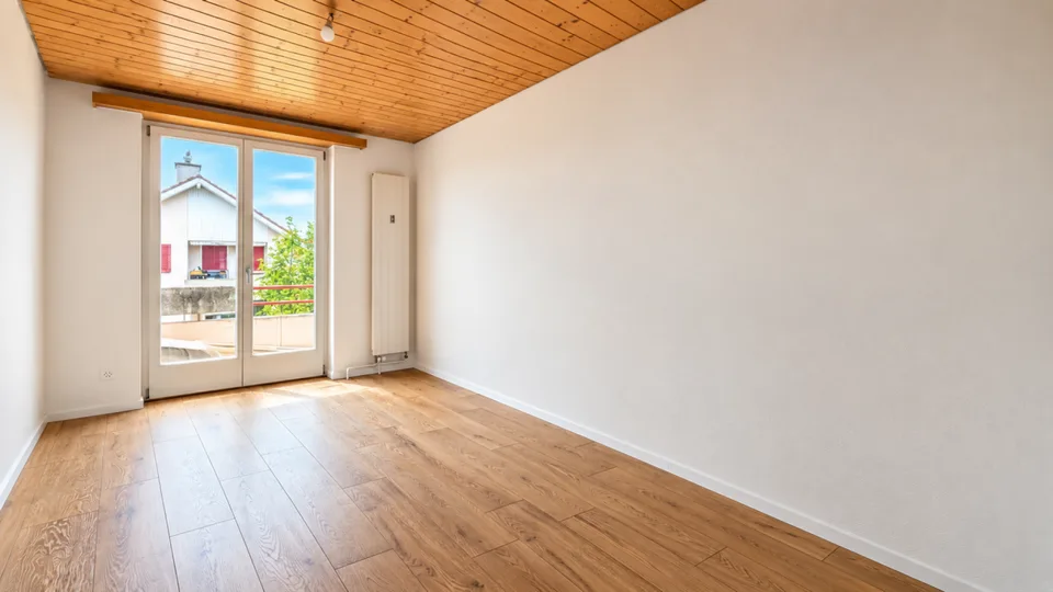 Grosszügige 4.5-Zimmer-Dachwohnung mit Cheminée & 2 Balkonen