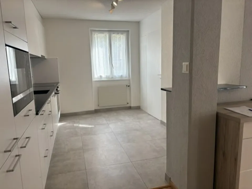 Schöne Wohnung von ~100 m2 in einem Einfamilienhaus mit Terrasse