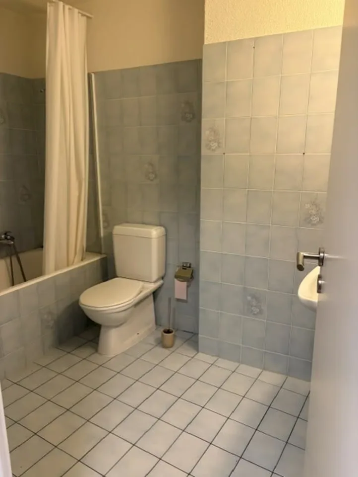 Schöne Wohnung von ~100 m2 in einem Einfamilienhaus mit Terrasse