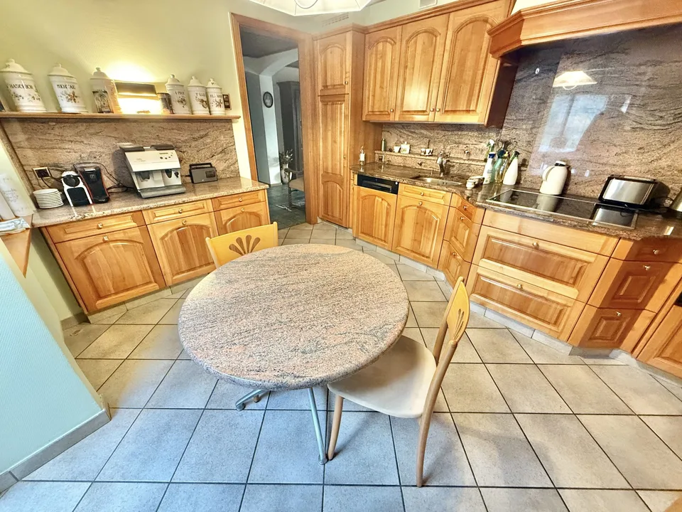 In vendita a Buix, casa in affitto con 3 appartamenti – foto 4 di 13
