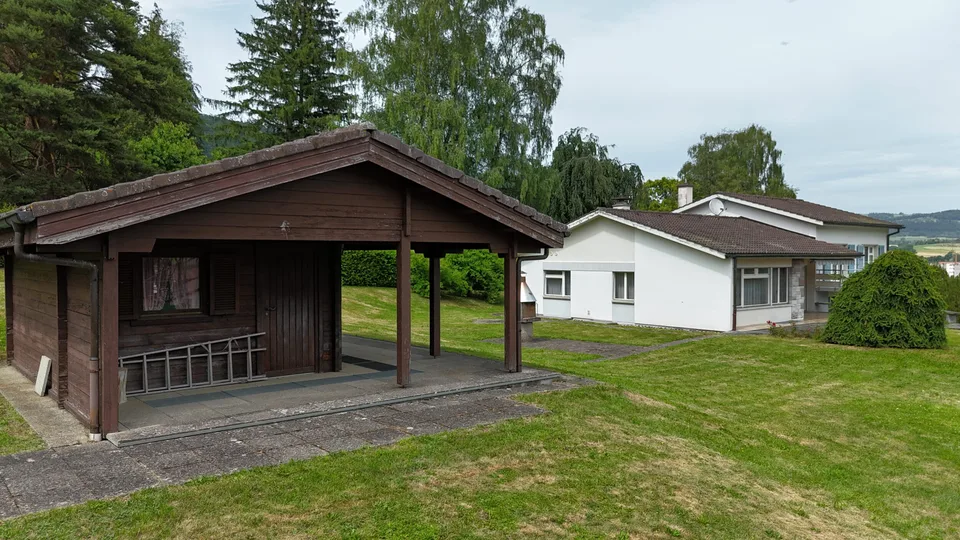 Villa di 9.5 locali in vendita a Glovelier su un ampio terreno – foto 8 di 13