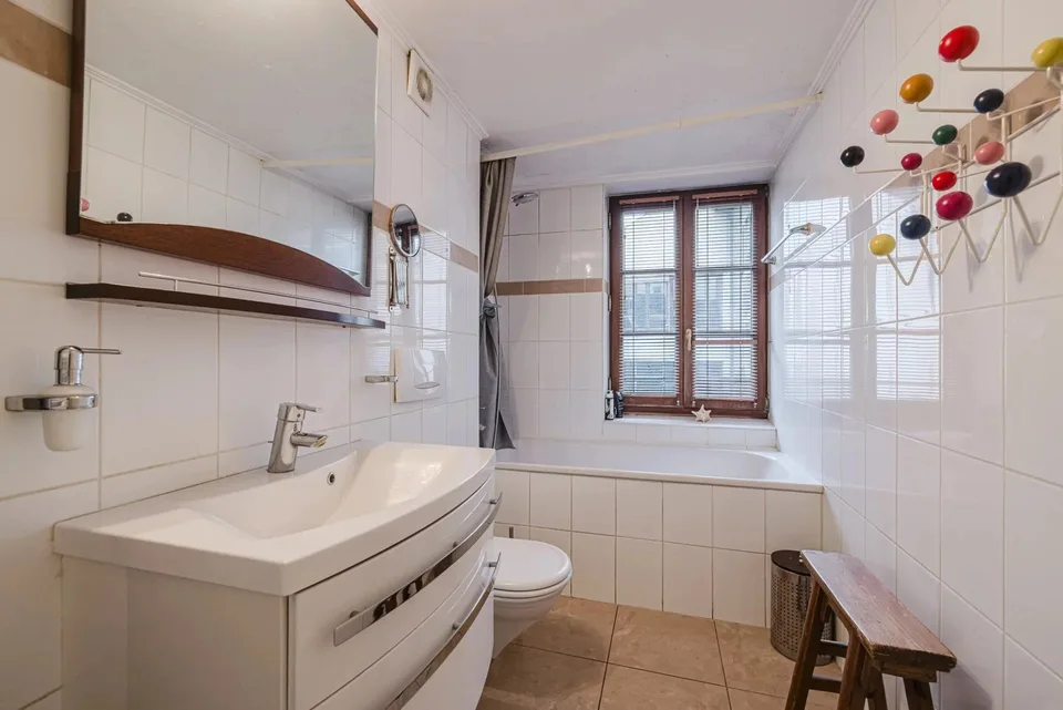CHARAKTERHAUS IM HERZEN DES DORFES VEYRIER – Foto 12 von 12