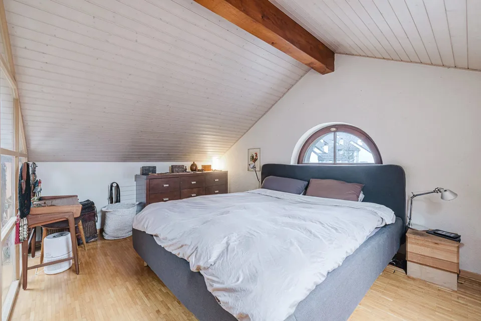 CHARAKTERHAUS IM HERZEN DES DORFES VEYRIER – Foto 8 von 12